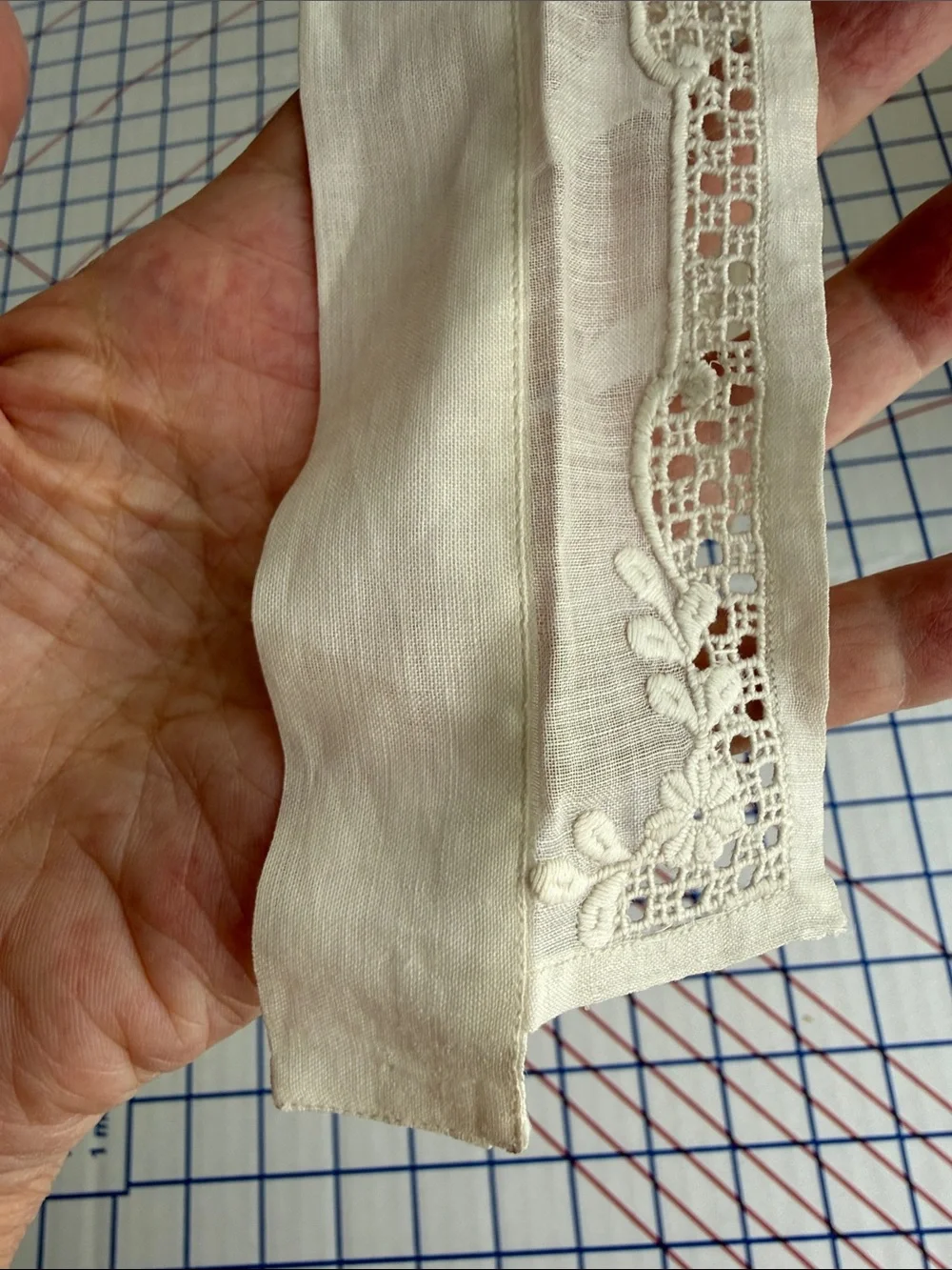 Antique Lace Whitework Trim Fragment Floral Heirloom Sewing 1910s-30s